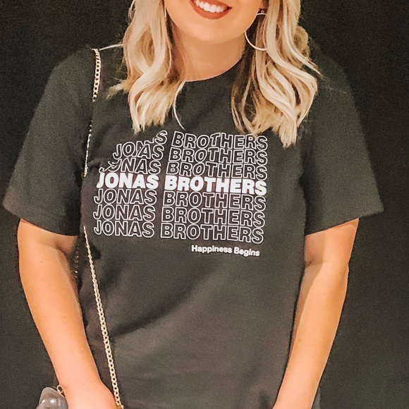 Tops - Jobs brothers tee